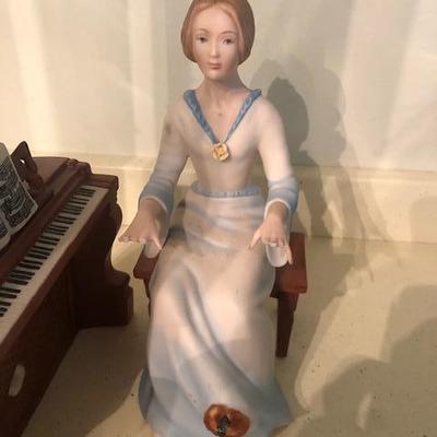 Woman at Piano, Laszlo Ispanky