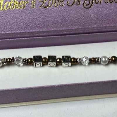 J21: Mother's Love Beaded Bracelet