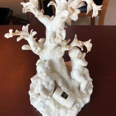 Beautiful Nymphenburg White Porcelain China Cherubs Around Tree