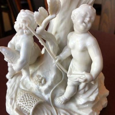 Beautiful Nymphenburg White Porcelain China Cherubs Around Tree