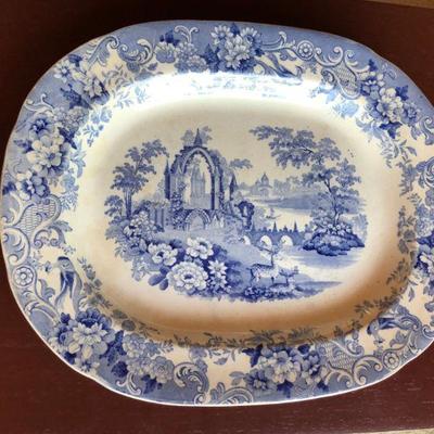 Beautiful Antiquarian Blue and White Porcelain Platter