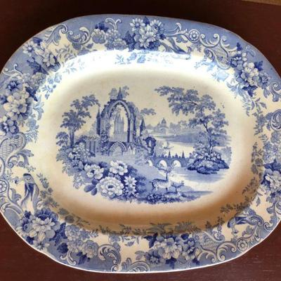 Beautiful Antiquarian Blue and White Porcelain Platter