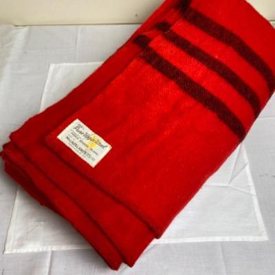 LOT # 524 Mac Aurlands Woolen Mills - Raw Wool Blanket