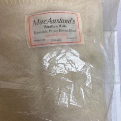 LOT # 525 NEW  Mac AUSLANDS Woolen Mills- Raw Wool Blanket