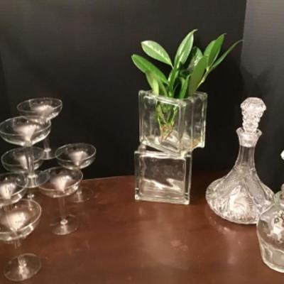 LOT # 527 Vintage Decanters and Glassware Lot 