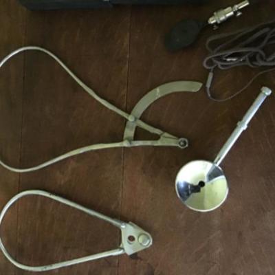 LOT # 532 Antique Doctors Instruments 