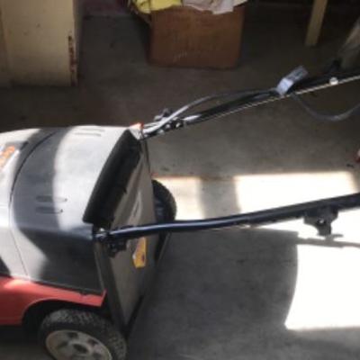 LOT # 545 Black & Decker Electric Lawn Mower