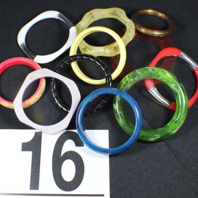 LOT#16: Assorted Mid-Century Bangle Bracelets #2