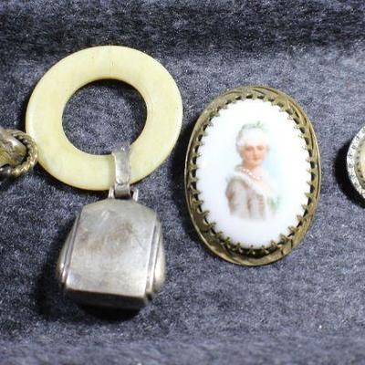 LOT#76: Assorted Victorian Pieces