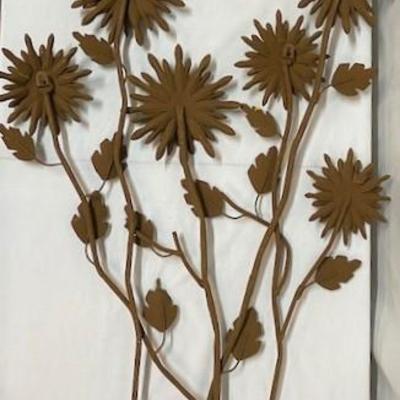 LOT#87: Metal Mid-Century Style Wall Hanging with Flowers