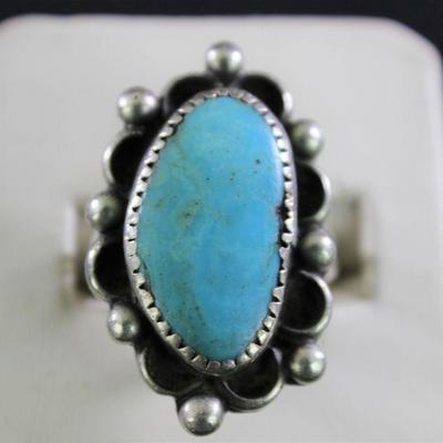LOT#132: Sterling & Turquoise Ring