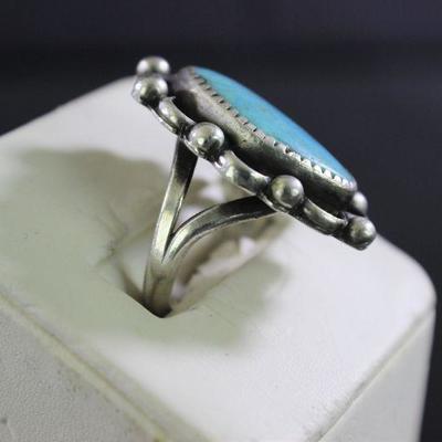 LOT#132: Sterling & Turquoise Ring