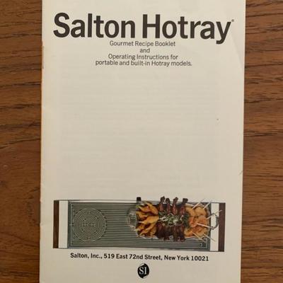 Lot 14 - Vintage MCM Salton Hotray Corning