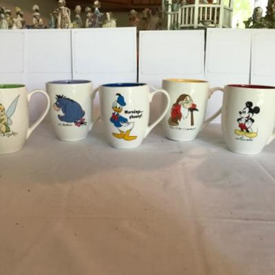 Lot #136 Set of 5 Hallmark Disney Coffee Mugs