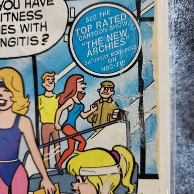 Lot: 73 Archie Series Comics: No. 588  OCT