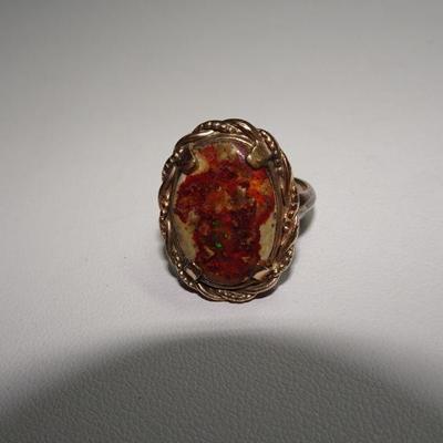 Gorgeous Gold Tone Stone Ring (Great Fall Colors)