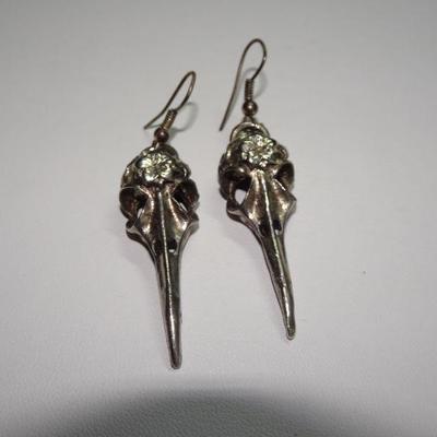 Silver Tone Bird Skull Dangle Earrings - just in time for Halloween 