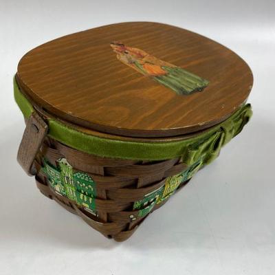 VINTAGE CARO NAN STYLE HANDMADE BASKET