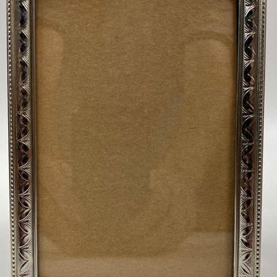 VINTAGE SILVER PLATE 5X7 PICTURE FRAME