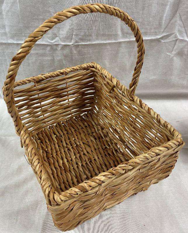 LARGE RECTANGLE WICKER BASKET