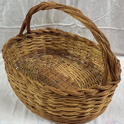 20" OVAL WICKER SHOPPING BASKET