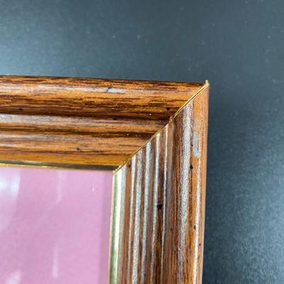 TWO (2) WOODEN PICTURE FRAMES 7 1/2 X 9 INCHES