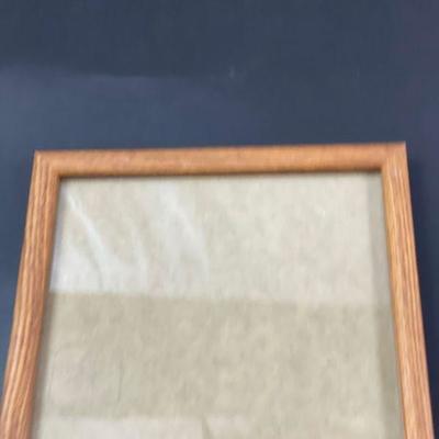 WOODEN PICTURE FRAME 8x10