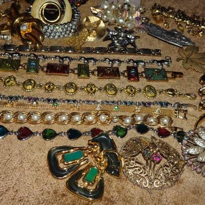 Jewelry Lot 2D