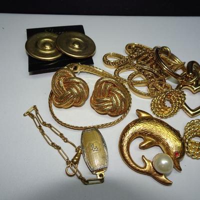 Gold Tone Jewelry Lot, Earrings, Bracelet, Key Ring, Watch Fob Chain, Brooch 