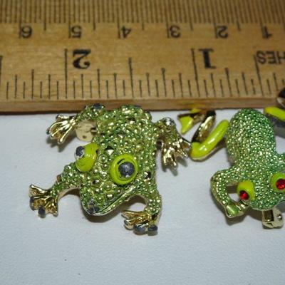 2 Little Frog Pins 