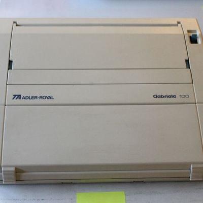 Lot 71 Electric Type Writer