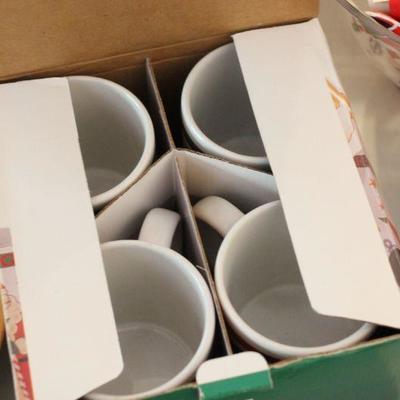 Lot 73 Christmas Dishes & Serving Pieces