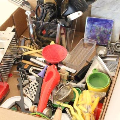 Lot 75 Kitchen Tools & More