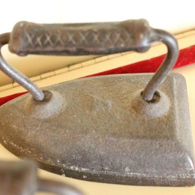Lot 88 Antique Cast-iron Irons