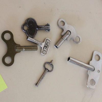 Lot 89 Clock Keys