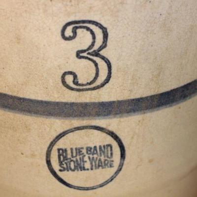 Lot 92 3 gal Blue Sand Stoneware Butter Churn