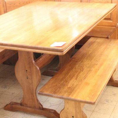 Lot 96 3pc Breakfast Nook Dining Set w/ Storage