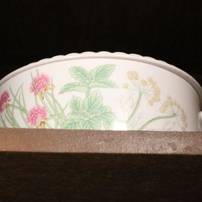 Lot 122 Vintage Serving Dishes, Lazy Susan, Electric Bun Warmer