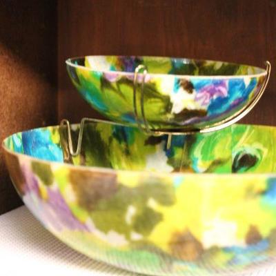 Lot 122 Vintage Serving Dishes, Lazy Susan, Electric Bun Warmer