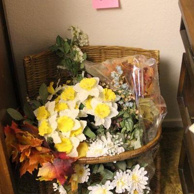 Lot 139 Basket and Artificial Floral Pieces