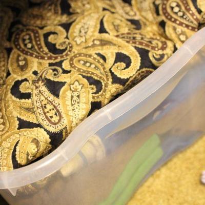 Lot 148 Fabric & Totes