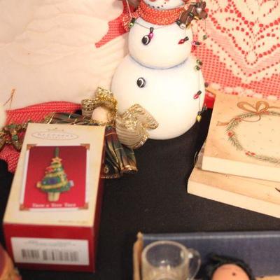 Lot 163 Christmas Lot (2)