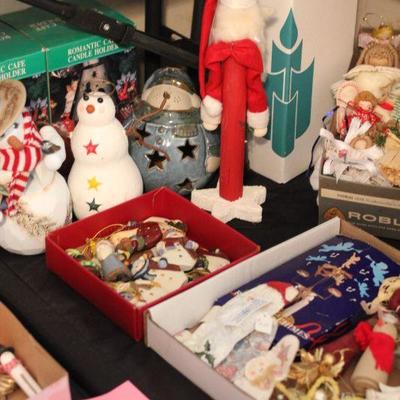 Lot 165 Christmas Lot (4)