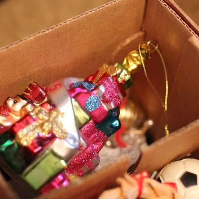 Lot 168 Christmas Lot (7)