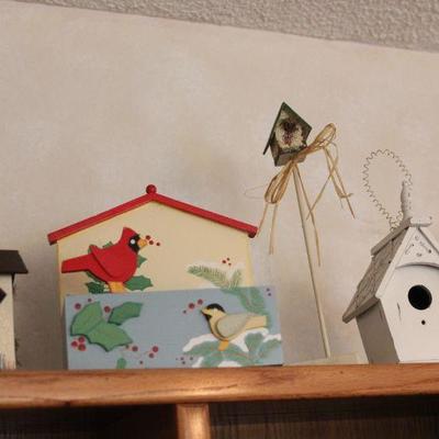 Lot 175 Lot of Birdhouses (1)