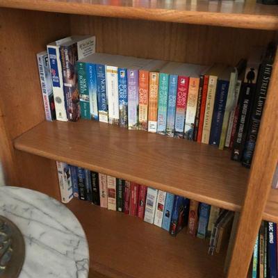 Lot 183 Books, Pop Laval, Contents of Shelves (4)