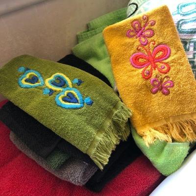 Lot 190 Linen Lot