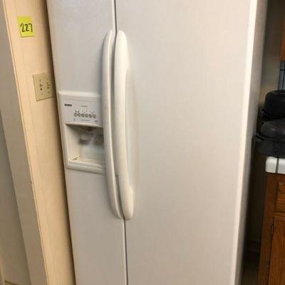 Lot 227 Kenmore Coldspot Refrigerator & Freezer Side by Side