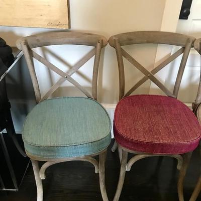 (4) Lot of four Dining Room Chairs w/ Various Colors of Cushions Comfortable Soft Great Condition