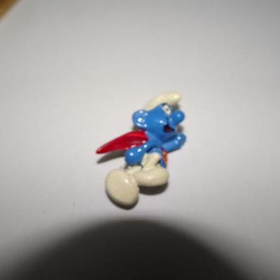 Vintage Superman Smurf Pin
